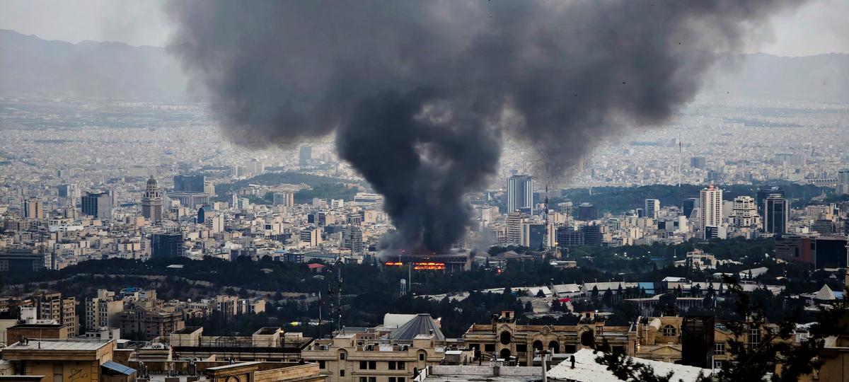 Nearly 2,000 Australians Seek Exit from Escalating Middle East Conflict