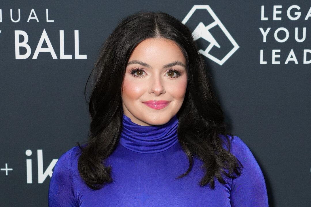 Ariel Winter Uses Acting Skills to Take Down Child Predators in Sting Operation