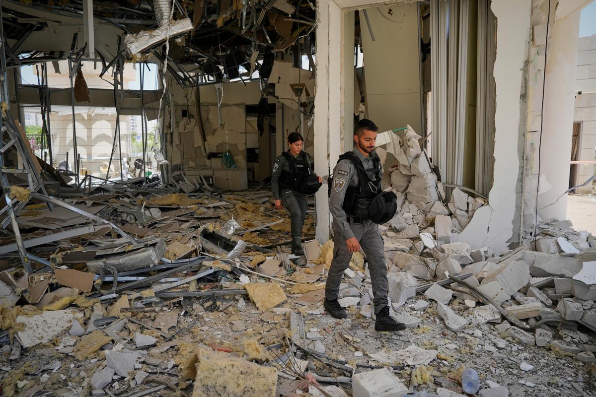 Around 80,000 Canadians in the Middle East Amid Israel-Iran Conflict: Global Affairs