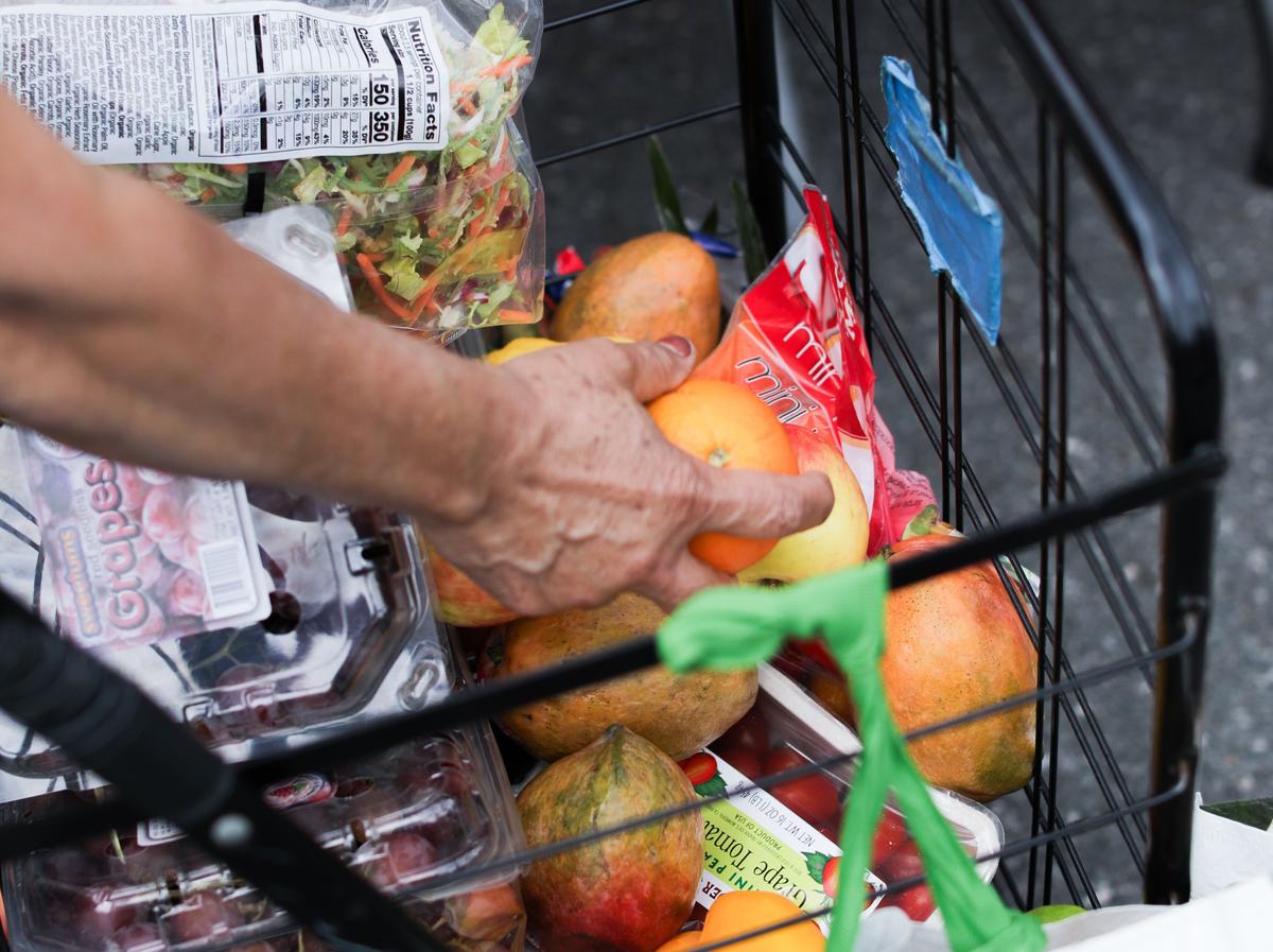 Most Americans Struggle to Afford Healthy Eating, Pew Research Finds