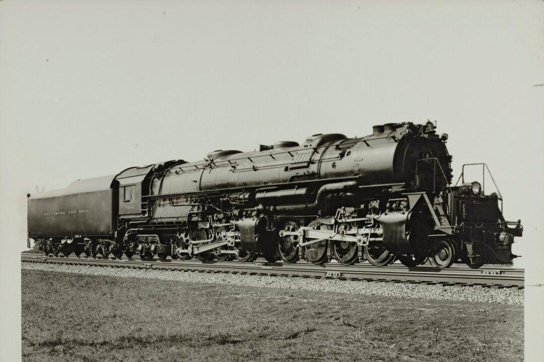 Railroads, Innovation, and the Race for the New York Market