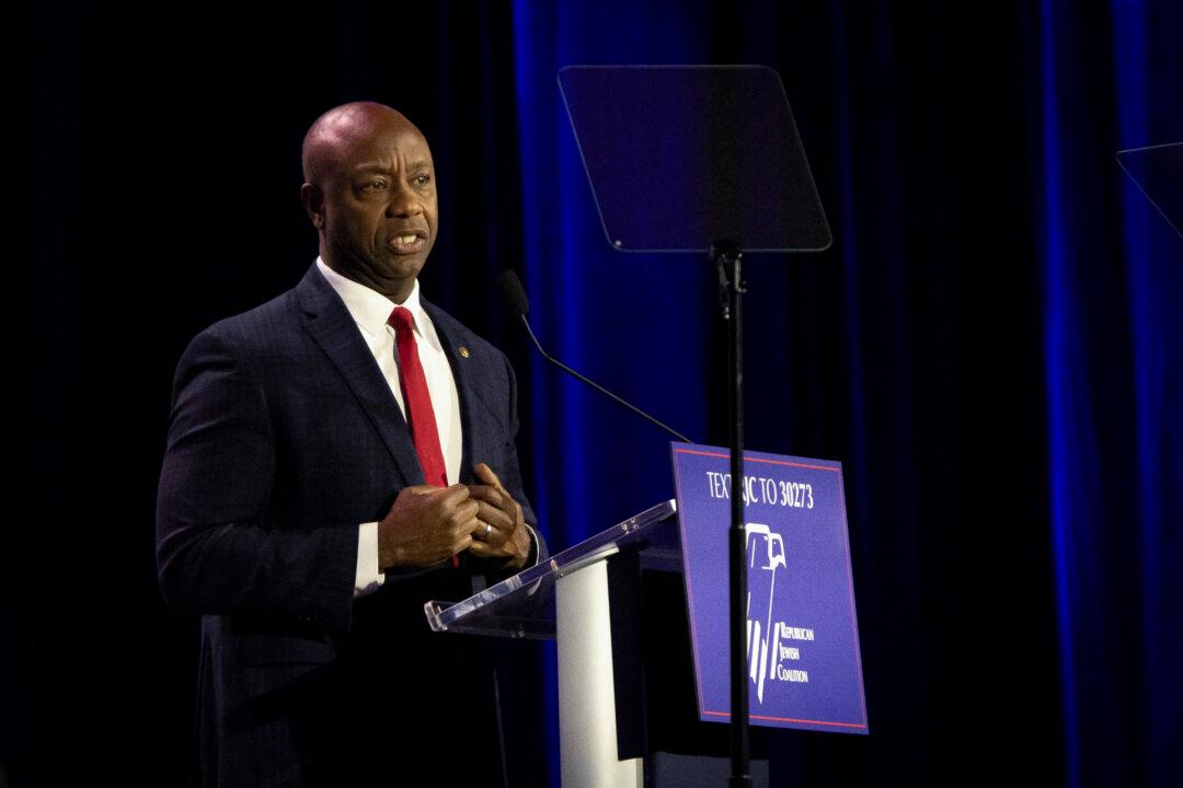 Senate Republicans Introduce Bill to Protect US Military Sites From Foreign Adversaries