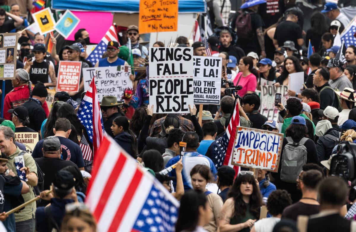 Protesters gather for the No Kings rally in Los Angeles on June 14, 2025. (John Fredricks/The Epoch Times)
