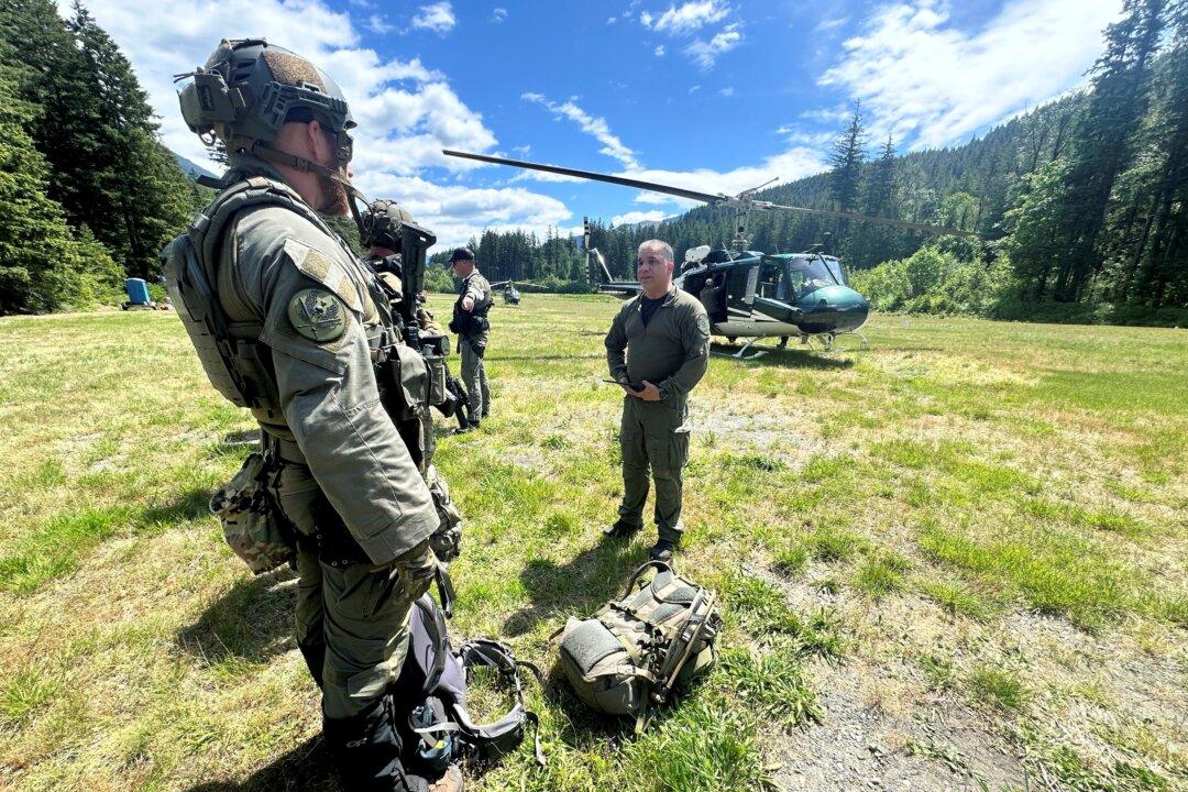 Hunt for Travis Decker Looks at Whether He Left Washington Mountains—or Died Evading Police