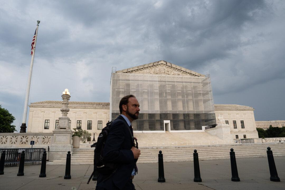 Supreme Court Declines to Rule for Now on Louisiana Election Map Challenged by Non-Minorities