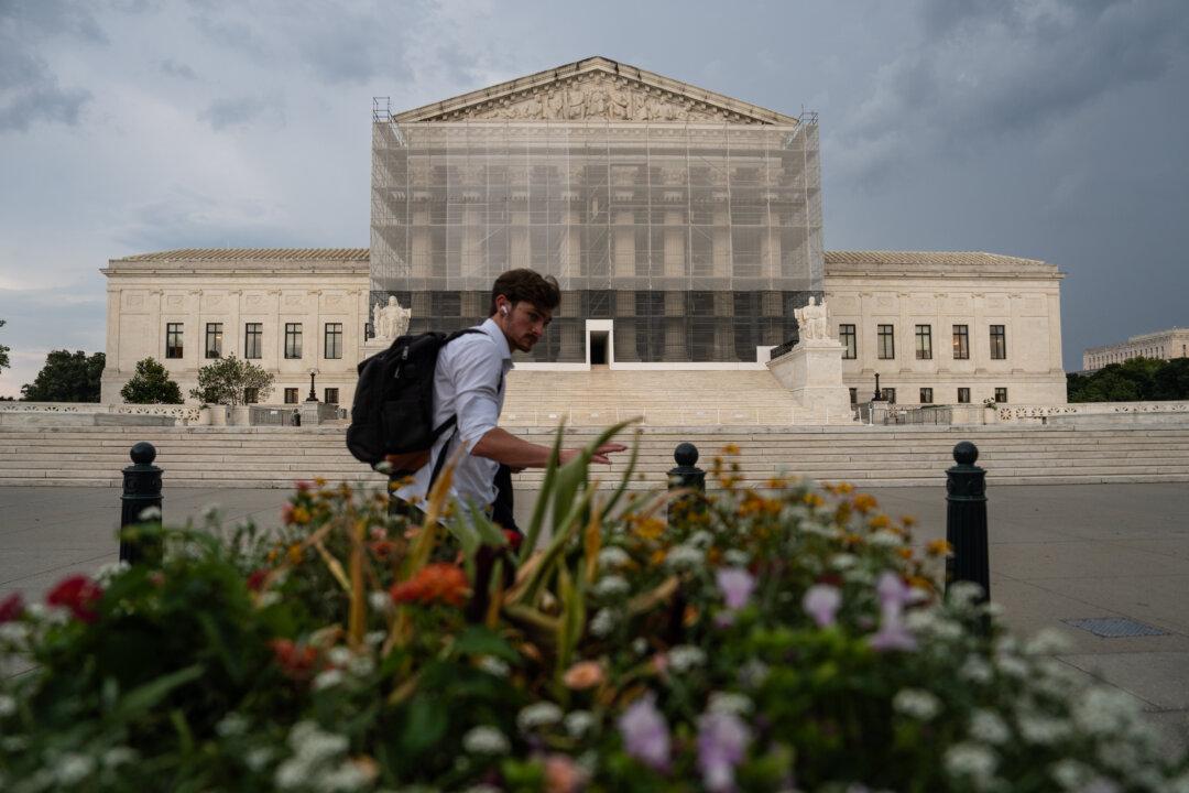 Supreme Court Tackles Planned Parenthood