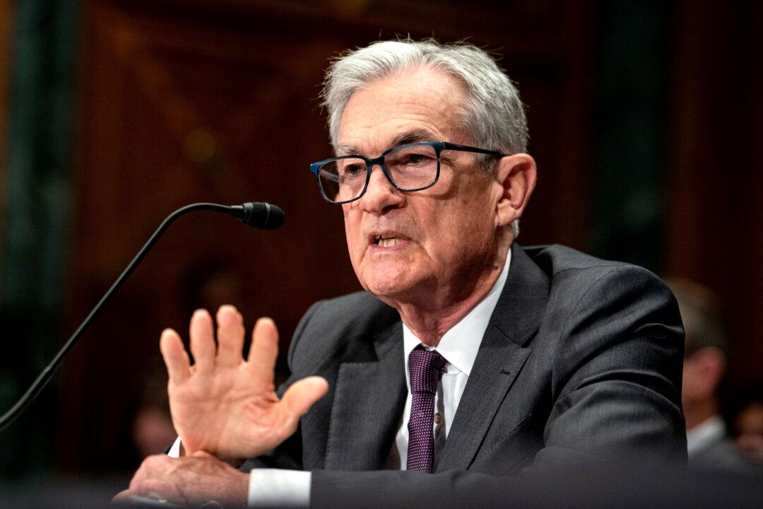 Powell Defends $2.5 Billion Fed Headquarters Renovation in Response to Trump Admin