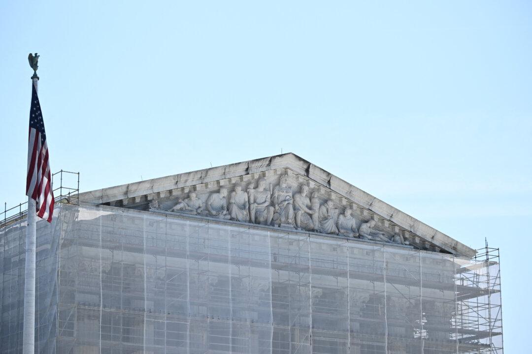 Supreme Court Rules for Shortened Deadline to Contest Deportation Orders