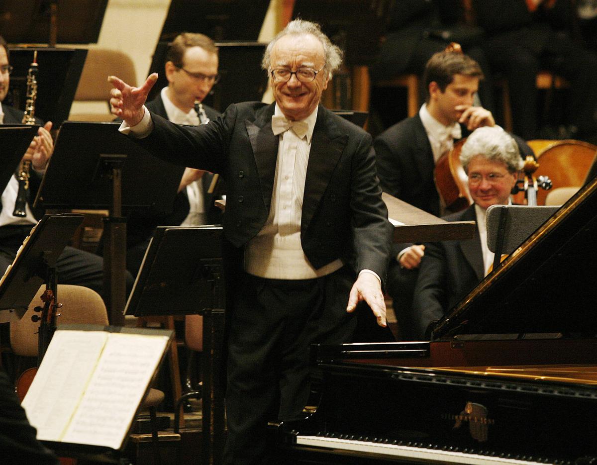 Alfred Brendel, Renowned Pianist and Essayist, Dies at 94