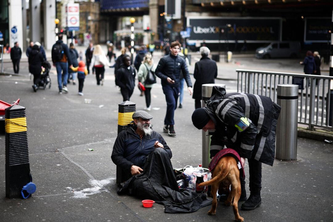 As Homelessness Grows, City Leaders Chase Global Goals