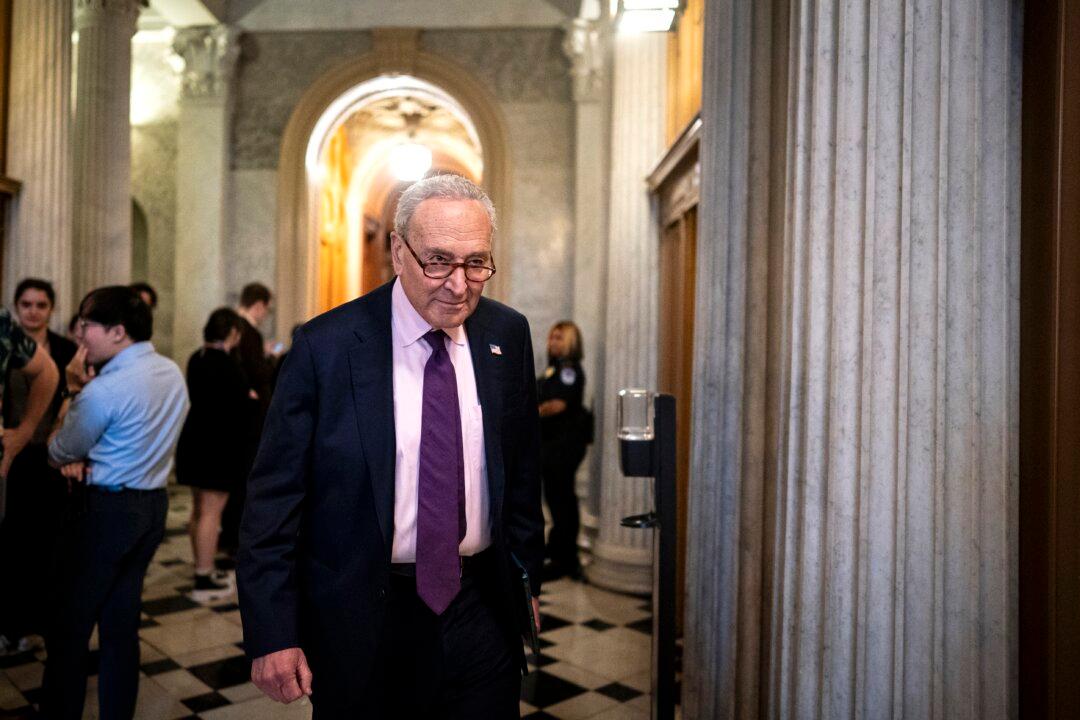 Senate Democrats to Force Reading Aloud of 1,000-Page ‘Big Beautiful Bill’