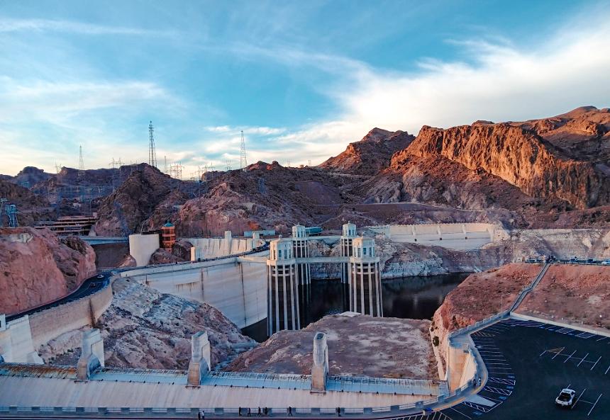 Nevada Seen as Case Study in Rapid Urban Sprawl Amid a Water Crisis