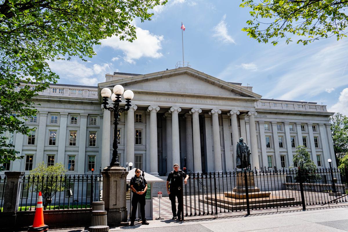 US Sanctions Maduro-Linked Venezuelan ‘Cartel of the Suns’ as Terrorist Entity