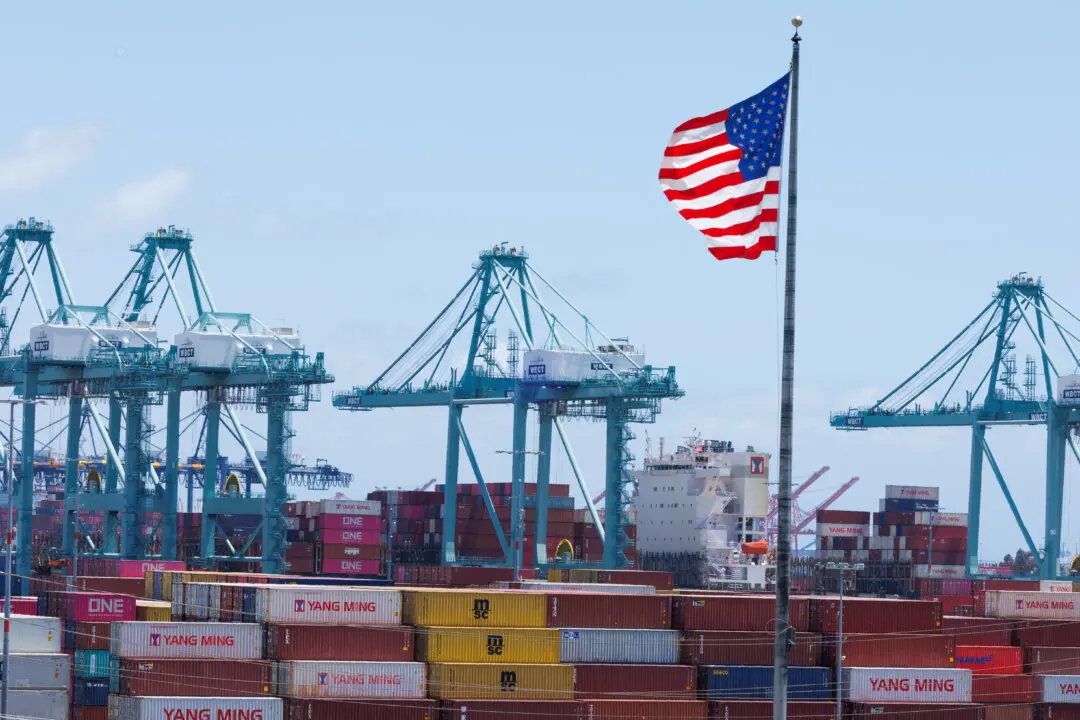 How New Tariffs on Lumber, Furniture May Affect US Consumers, Industries