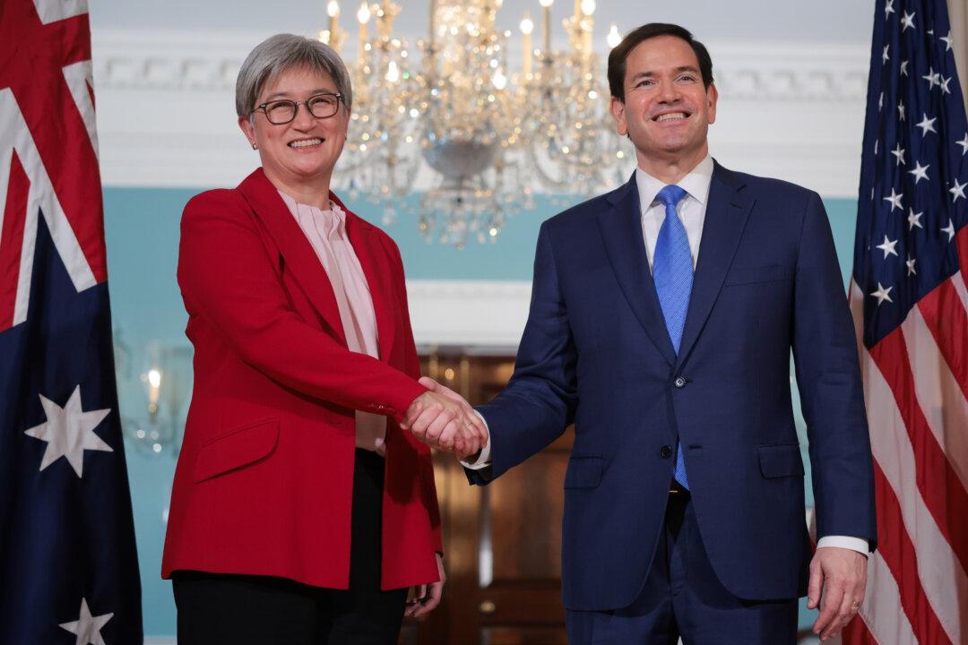 Penny Wong Meets With Marco Rubio to Discuss Tariff Exemption