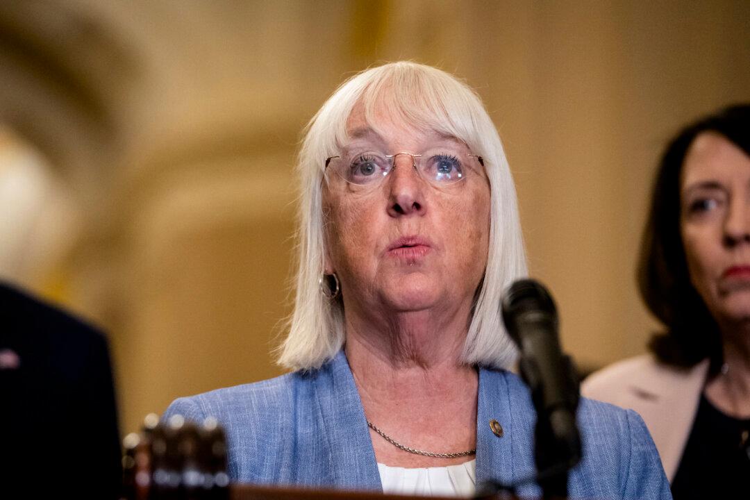 U.S. Schools Awaiting Billions in Approved Federal Funding, Senator Says