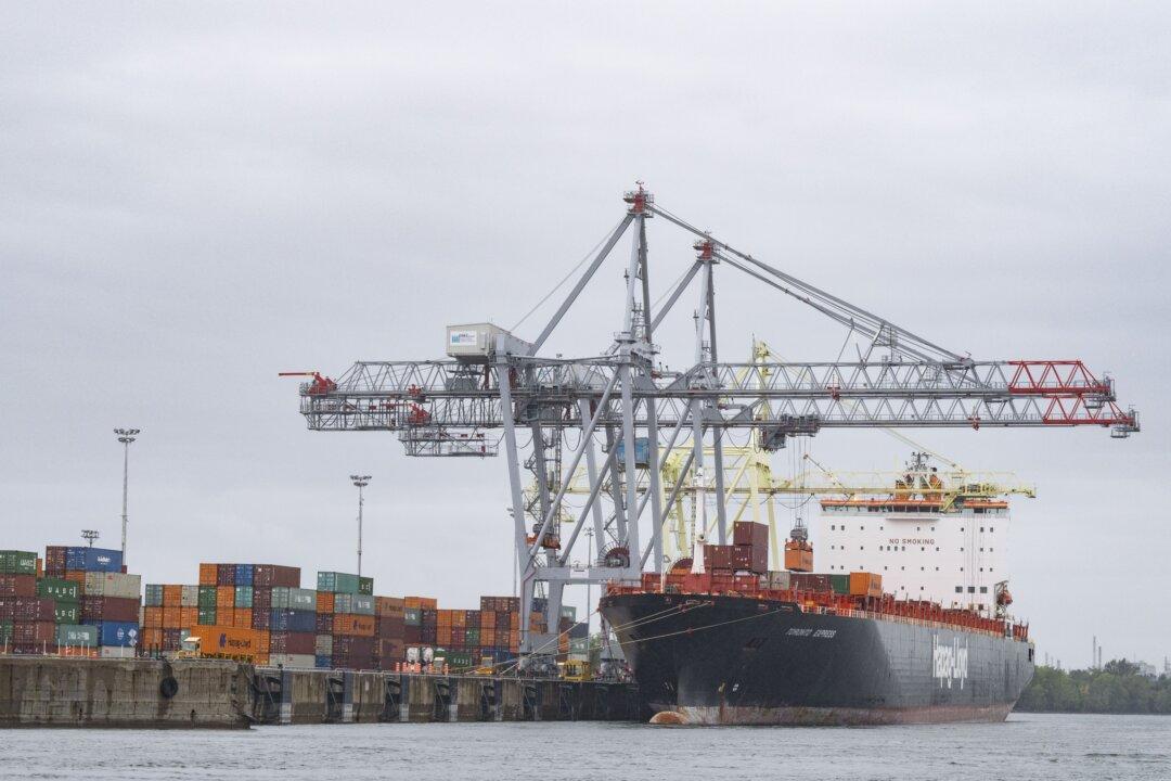 Statistics Canada Says Merchandise Trade Deficit $5.9 Billion in May