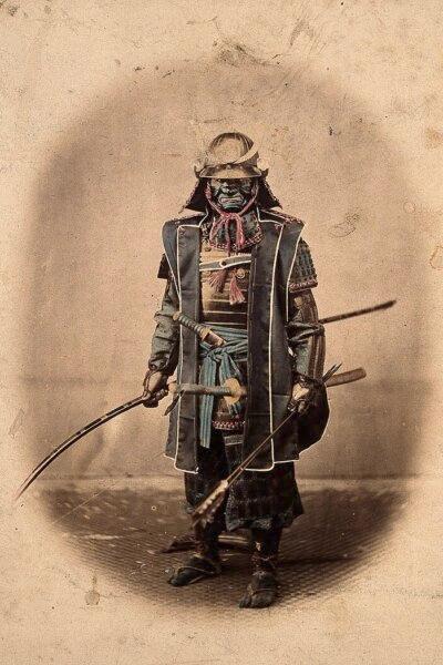 A samurai in his armor in the 1860s. Hand-colored photograph by Felice Beato. ( <a class="external text" href="https://wellcomecollection.org/" rel="nofollow">Wellcome Collection</a>/CC BY 4.0)