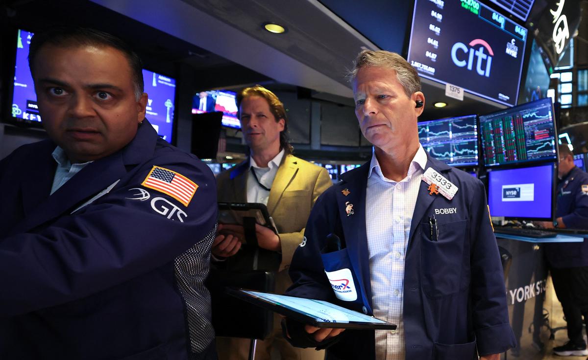 Wall Street Weekly: Stock Rally Gains Further Momentum