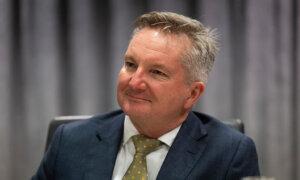 Bowen Says 57 Fuel Tankers Are En Route to Australia