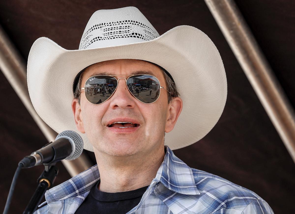 Poilievre Pledges Robust Representation for West in Stampede Address