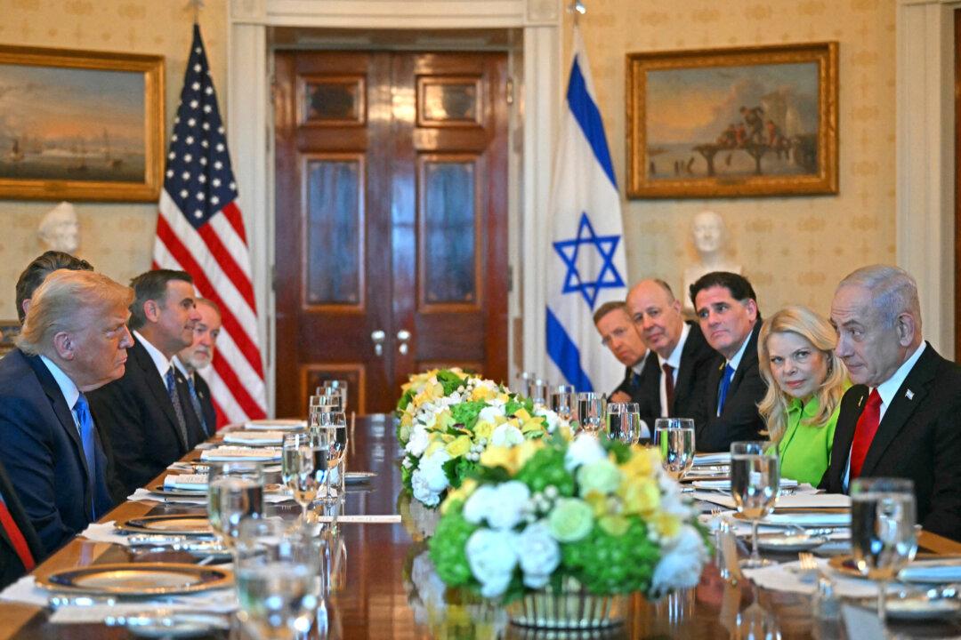 Trump Hosts Netanyahu at White House Amid Push for Gaza Cease-Fire, Iran Peace Deal