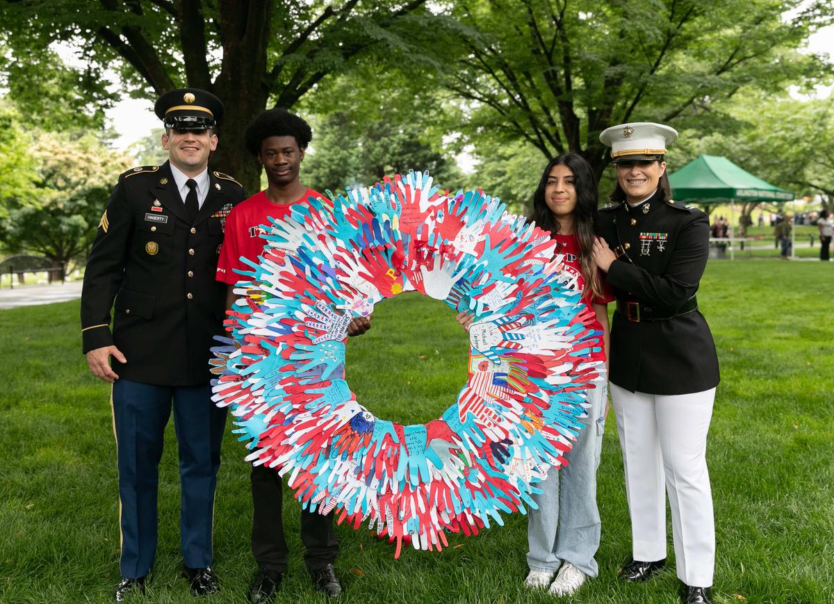 A Memorial Day Wreath Brings Military Families Together to Heal Through Their Grief