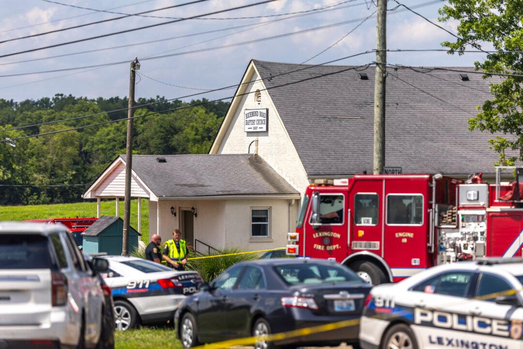 2 Women Killed in Kentucky Church Shooting, Suspect Also Dead