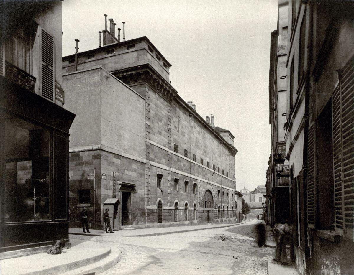 The main facade of the Sainte-Pélagie Prison in Paris, where Swan spent 22 years in prison. It was demolished in 1899. (Public Domain)
