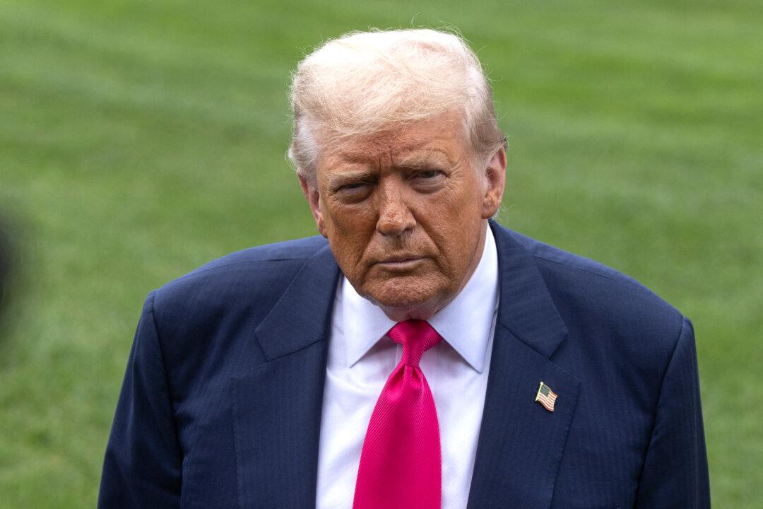 Trump Says He Will Impose Tariffs of More Than 10 Percent on Smaller Nations