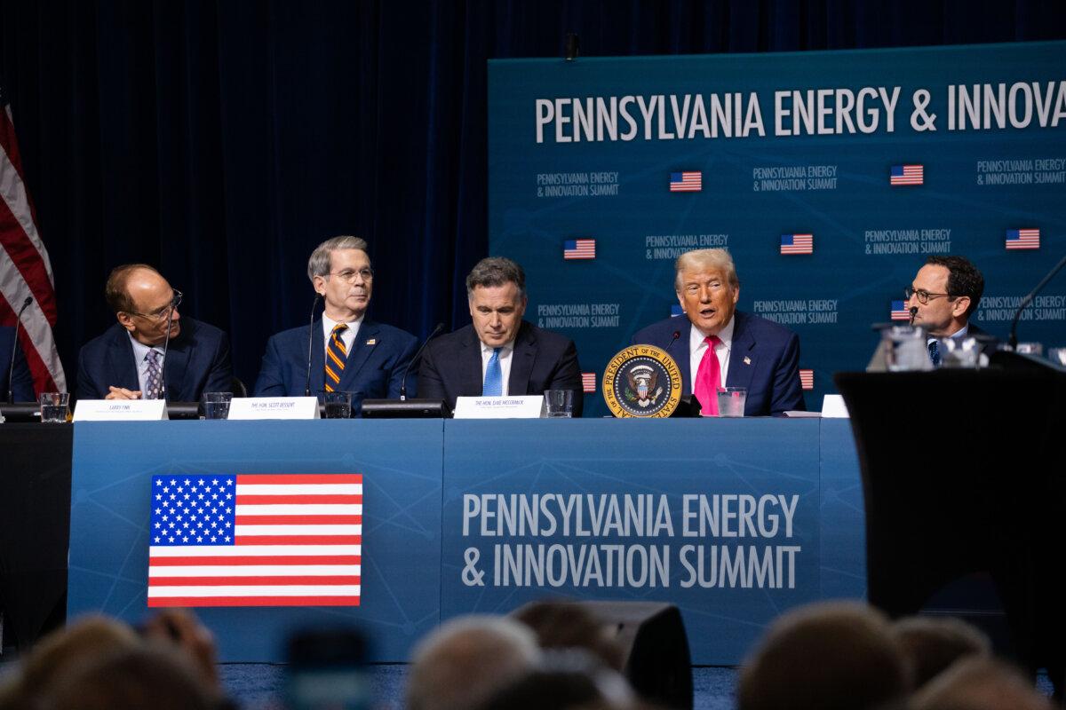 President Donald Trump speaks at the Pennsylvania Energy and Innovation Summit in Pittsburgh on July 15, 2025. (Samira Bouaou/The Epoch Times)