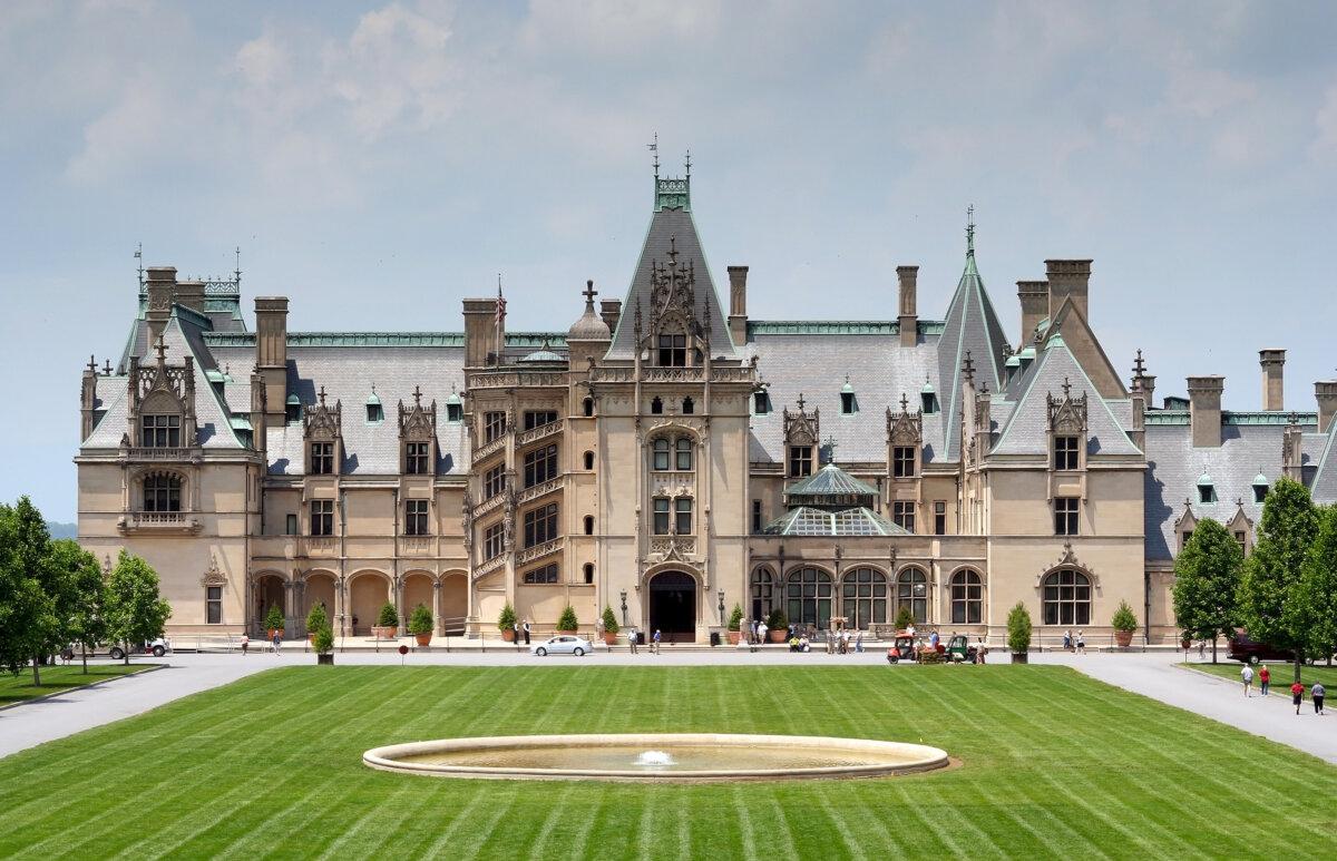 The Biltmore in Asheville reflects George Vanderbilt’s vision for an opulent, self-sufficient estate. (Dreamstime/TNS)