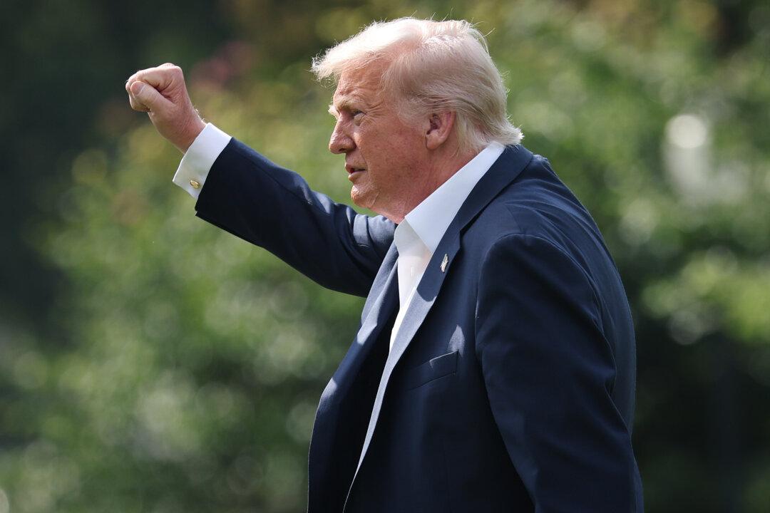 Trump Undergoes Medical Exam After Swelling in Legs