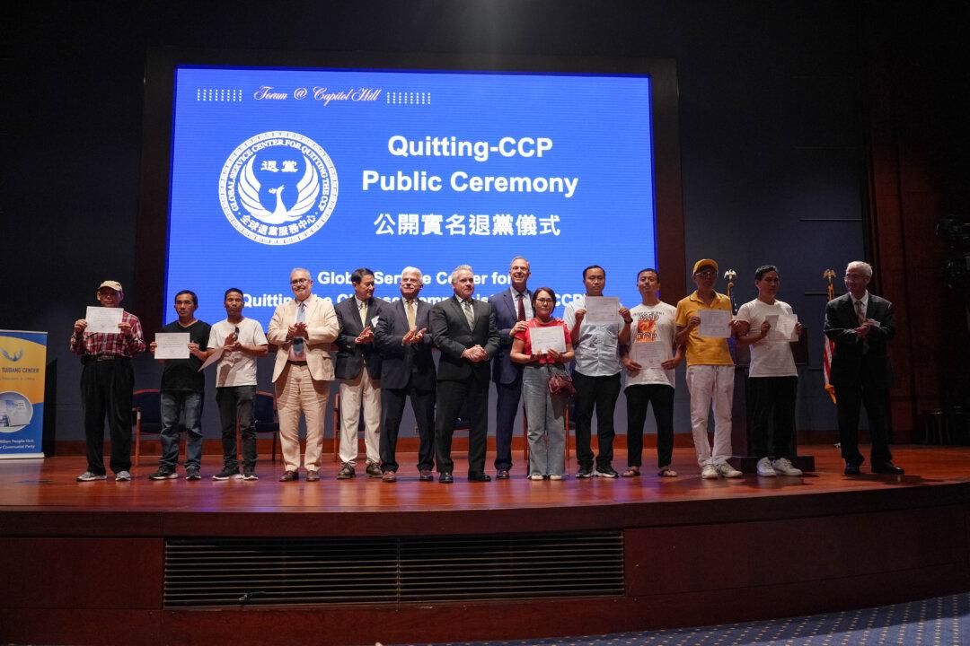 Chinese Actor’s Death Triggers Wave of Public Renunciation of the CCP