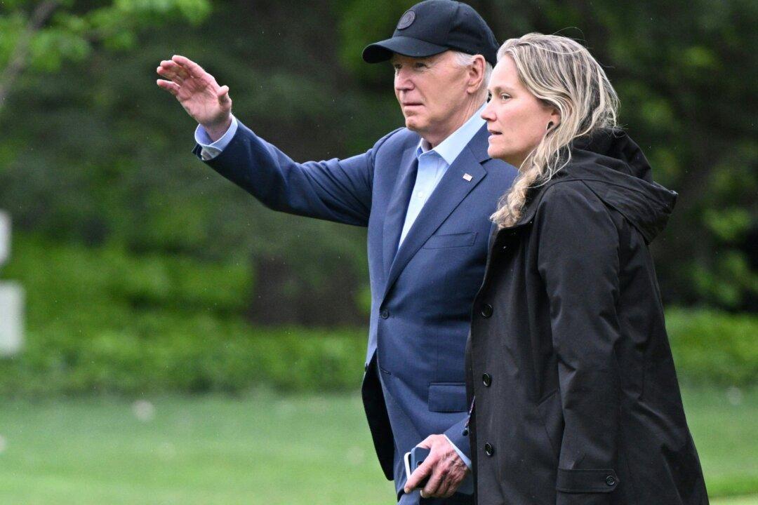 Former Biden Aide Pleads Fifth in GOP Probe of Biden’s Fitness During Presidency