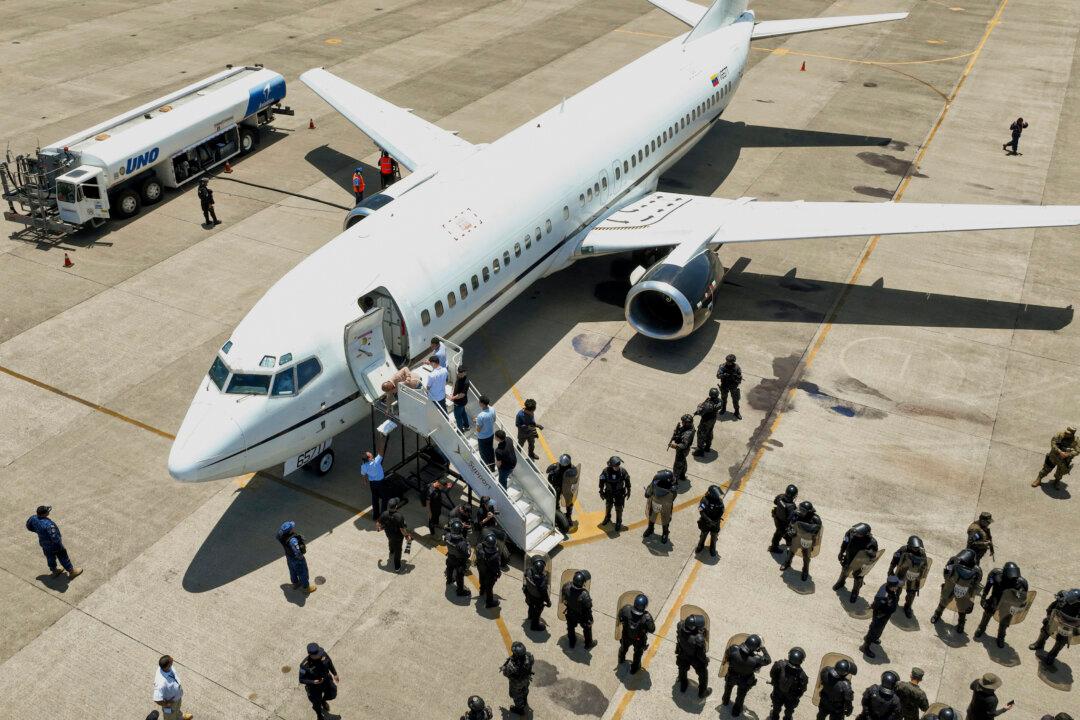 Venezuela Frees 10 US Citizens in Exchange for Deported Nationals
