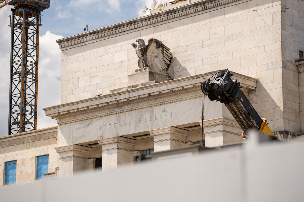 Around Half of Federal Reserve Officials Expect Another Rate Cut in October: Meeting Minutes