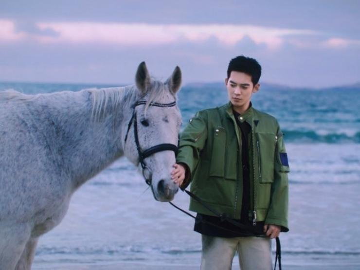 Who Is Yu Shi, the Actor Tasked With Selling Australia to Chinese Travellers?