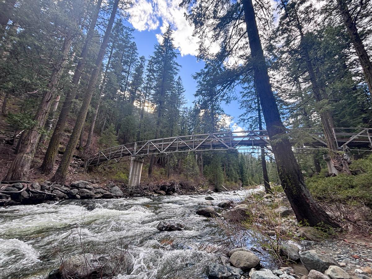 Trinity Alps a Wilderness Wonderland for Hikers, Campers in Northern California