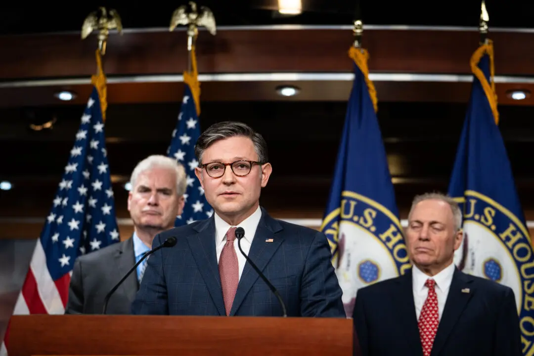 LIVE NOW: House GOP, Democrat Leaders Hold After-Meeting Press Conferences