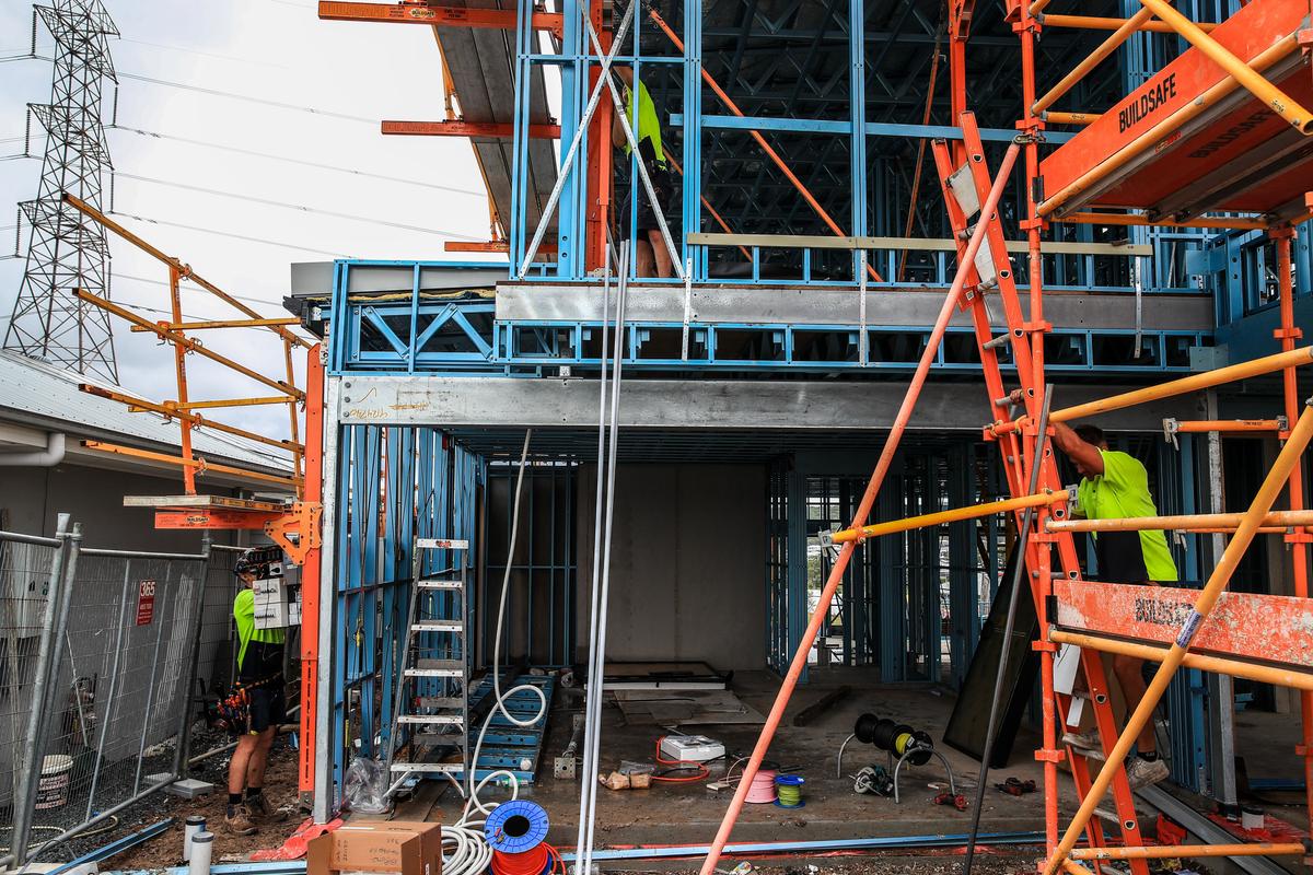 Migrant Tradies a Net Benefit to Housing, Say Builders
