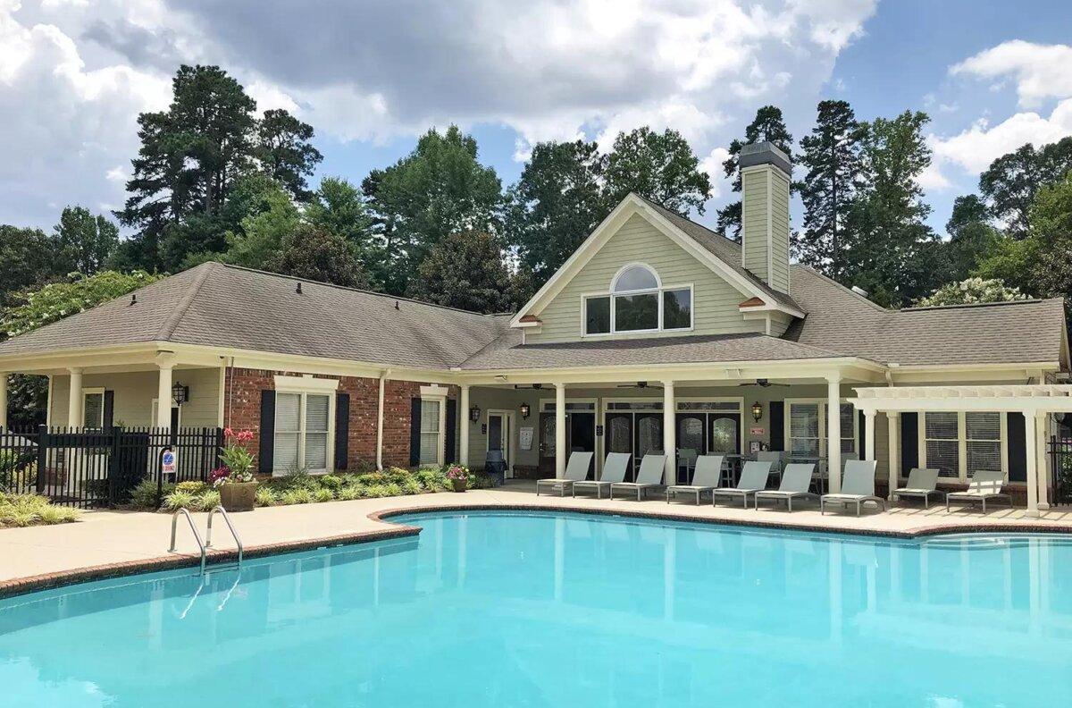 A one-bedroom apartment is currently for rent in Raleigh, N.C., for $1,410 per month. (Courtesy of Dwellsy)