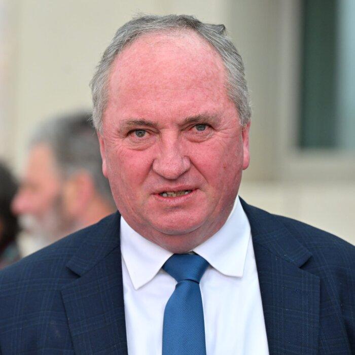 Barnaby Joyce Confirms Move to Join One Nation