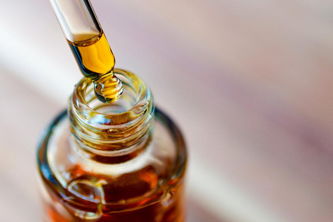 Study Finds Elevated Liver Enzymes in Healthy Adults Using CBD