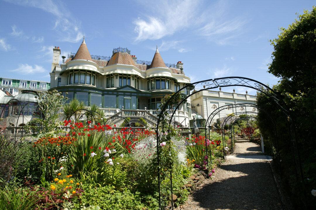 Beauty at the Beach: Bournemouth’s East Cliff Hall