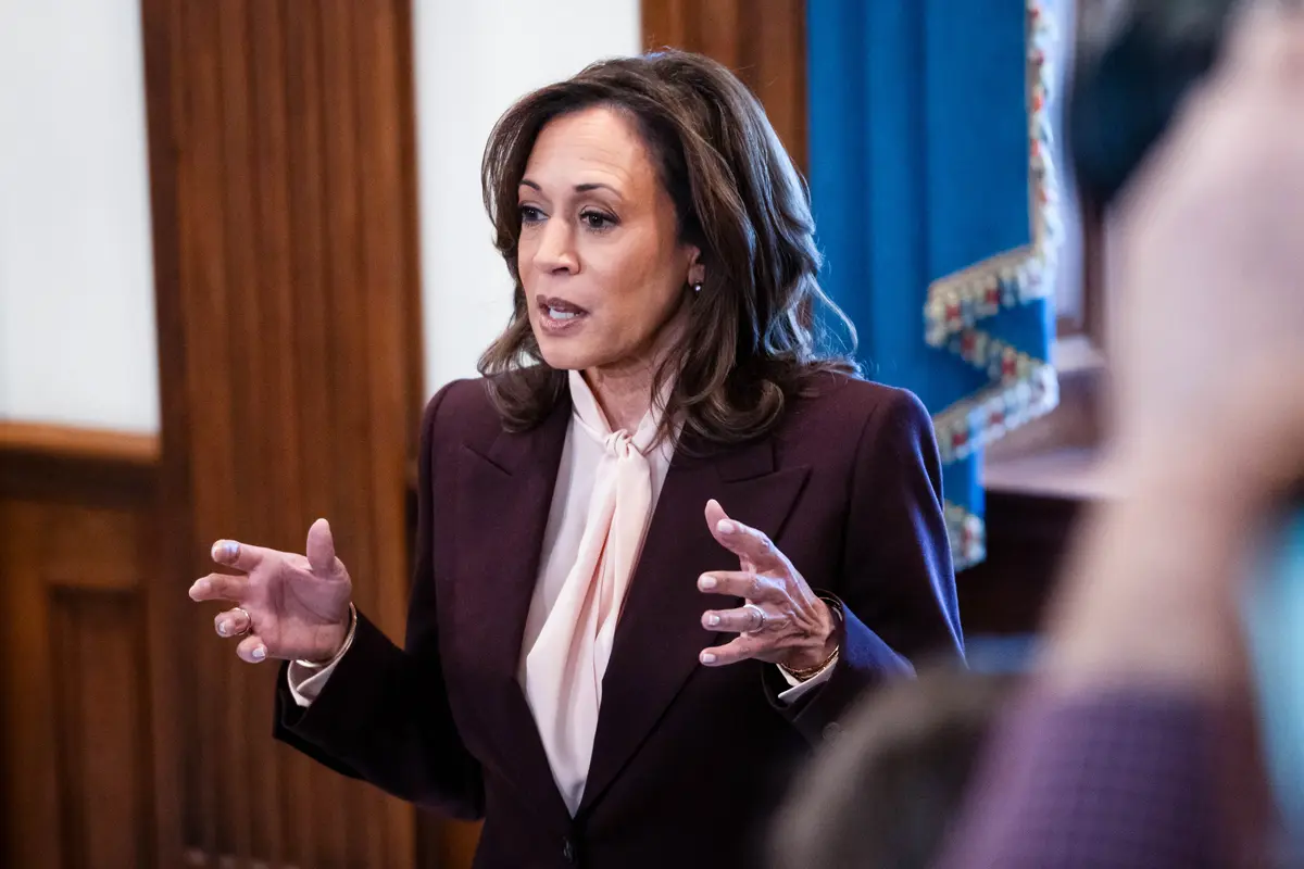 Harris Says Biden ‘Greatly Disappointed’ Her, Weighs Future Run in Podcast thumbnail