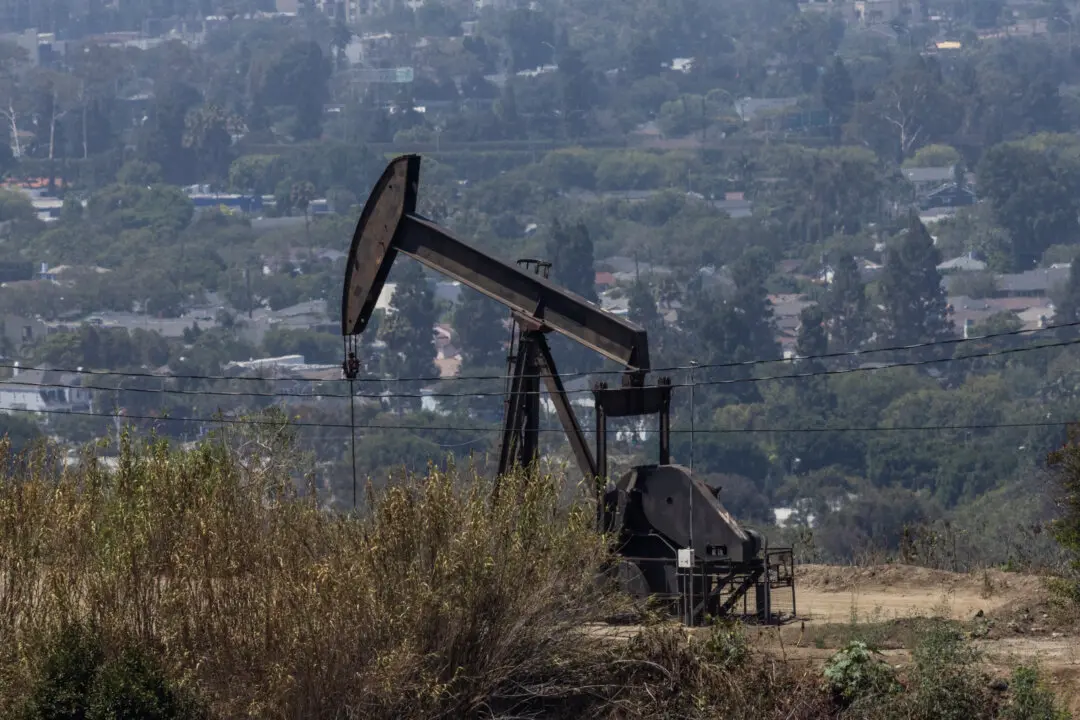 US Oil Industry Braces for Lower Prices in 2026