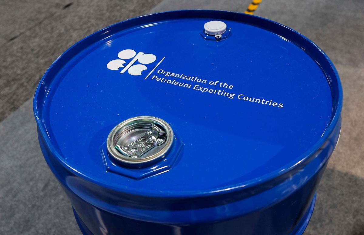Oil Prices Shrug Off OPEC+ Plans to Pause Supply Hikes
