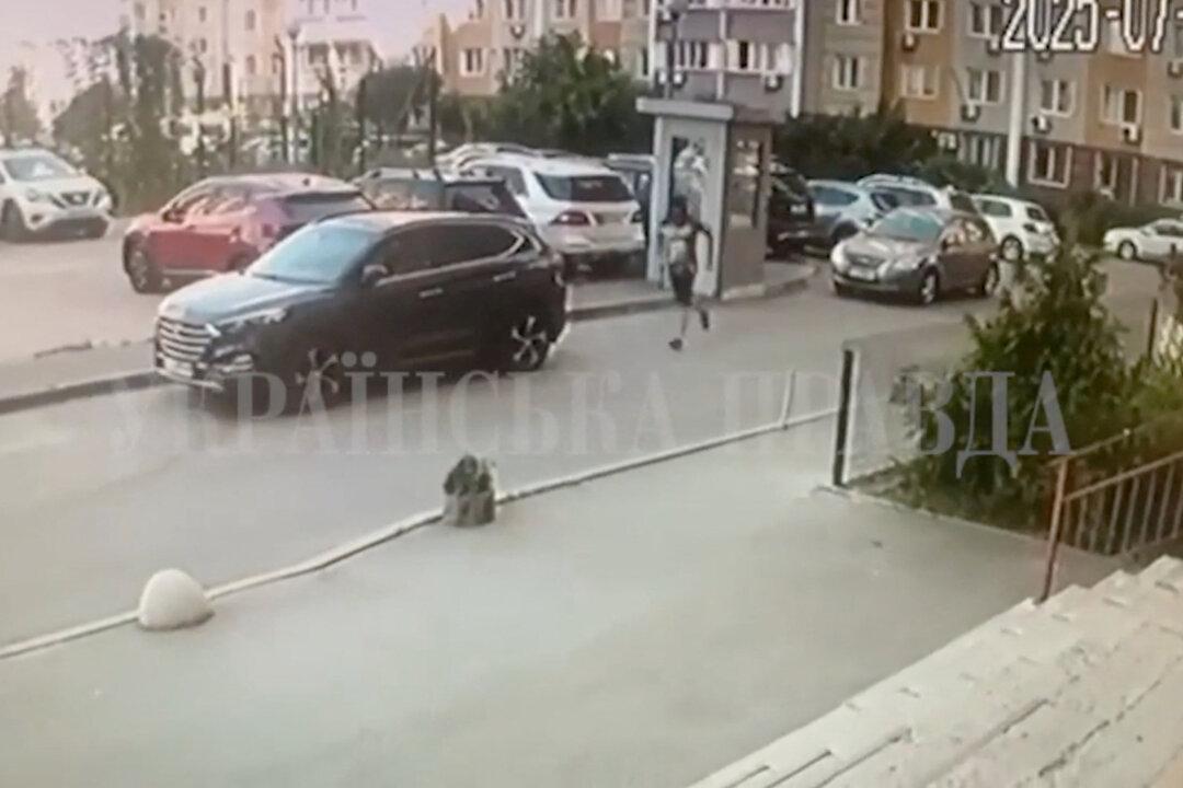 Kyiv’s Security Agency Kills Russian Agents Believed to Have Shot Ukrainian Colonel