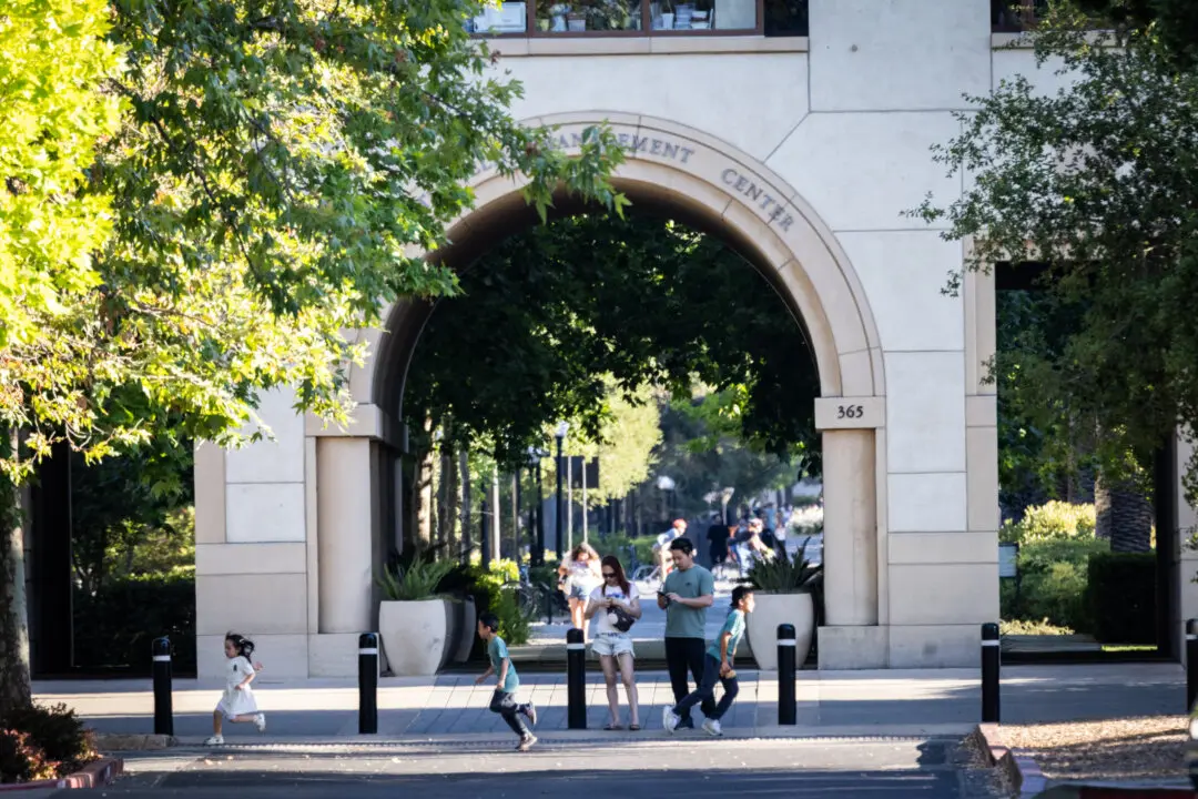 The CCP Attempted to Recruit Me, Stanford University Student Testifies to Congress